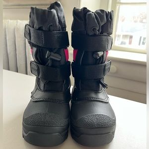 Like New Marauder Youth Snow Boots Size 10 Kids